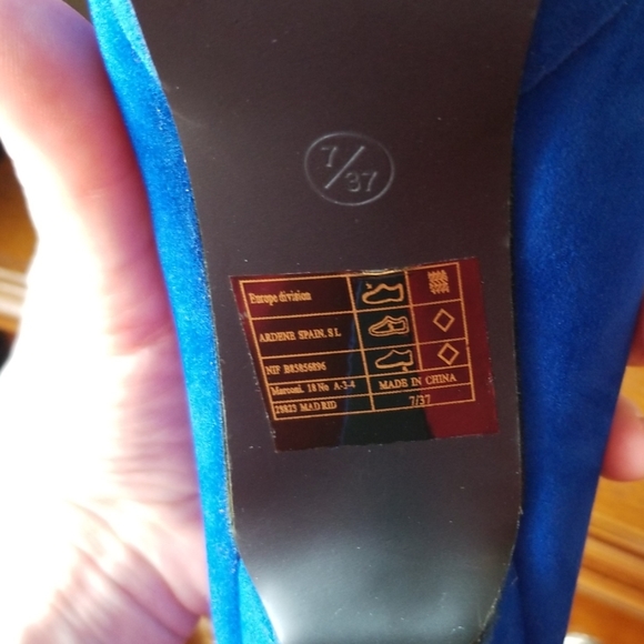 NWOT-Ardene- Royal Blue heels - Picture 4 of 4